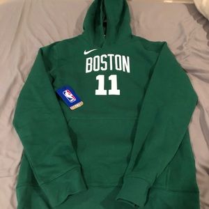 Sweat shirt with hoodie